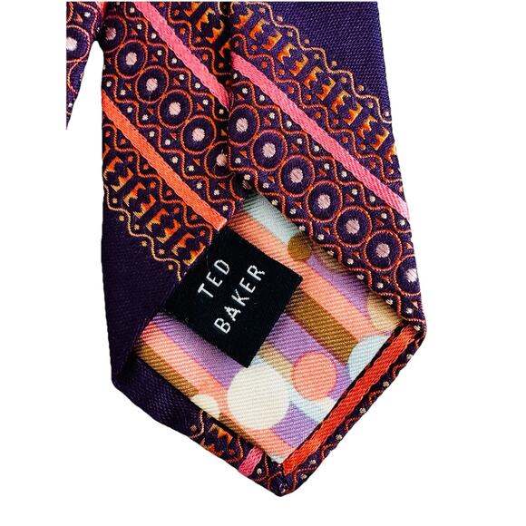 EUC TED BAKER LONDON 100% IMPORTED SILK MENS TIE STRIPED PURPLE PINK - Picture 3 of 5